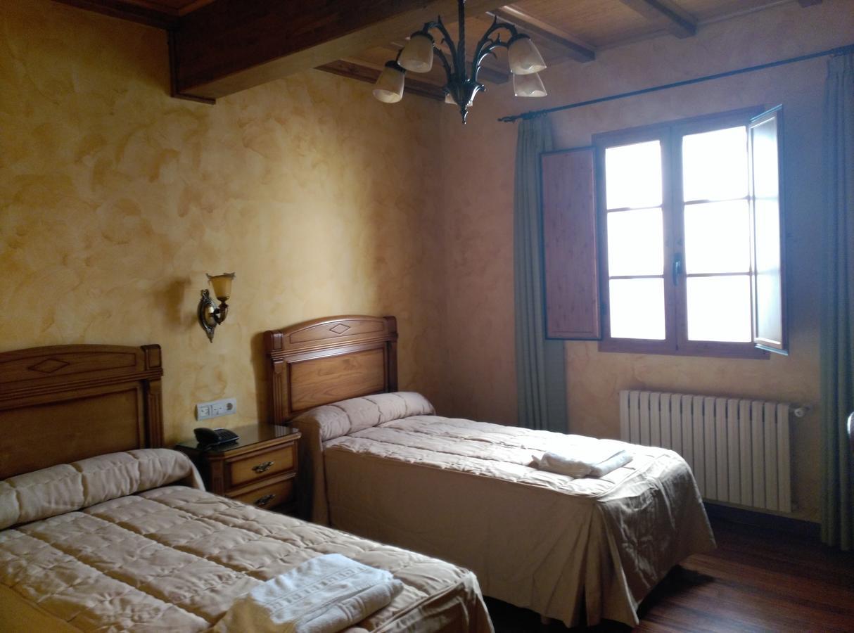 Pico Sacro II Hotel Σαντιάγο ντε Κομποστέλα Δωμάτιο φωτογραφία